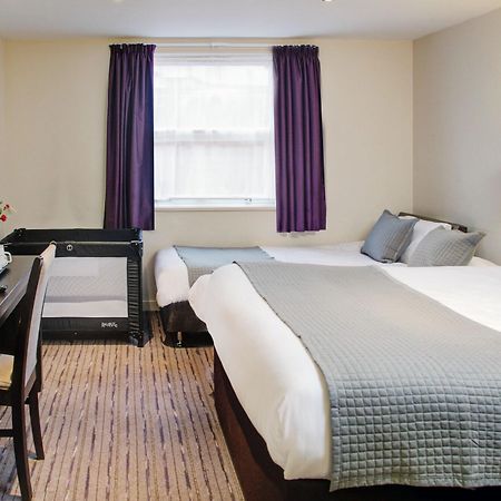 Premier Inn Huddersfield West Ngoại thất bức ảnh
